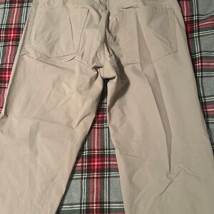Vineyard Vines Men's Khaki Chinos